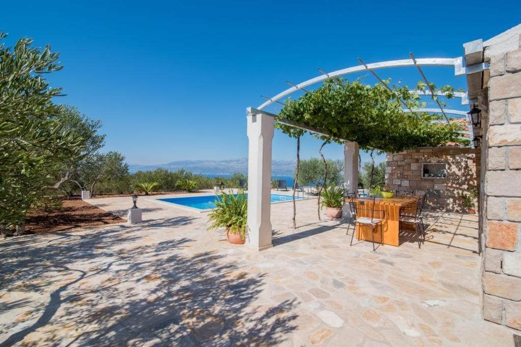 Holiday Home My Summer House Supetar Exterior foto