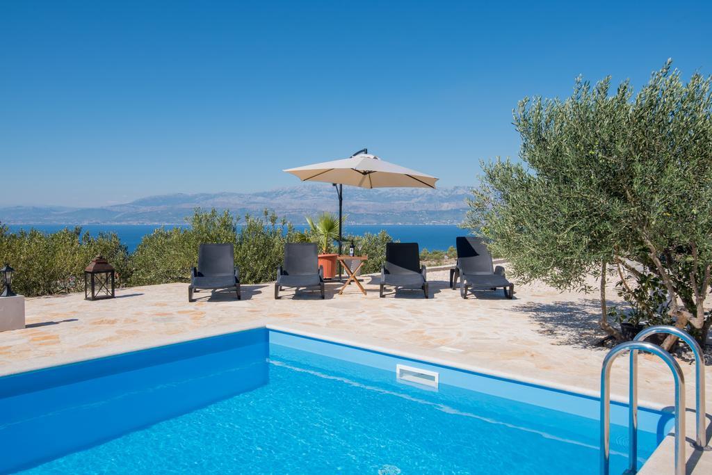 Holiday Home My Summer House Supetar Exterior foto